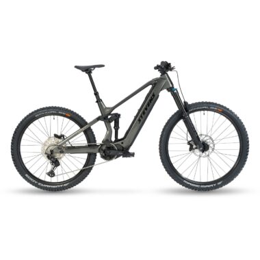 E-INCEPTION AM 882 GTF_GOLDEN GREY CARBON_18_MY24_EVEN.JPG