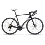 IZOARD 105 DI2_GALAXY BLACK_56CM_MY25_EVEN.JPG