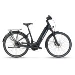 E-COURIER LUXE FORMA_STEALTH BLACK_46CM_MY24_EVEN.JPG